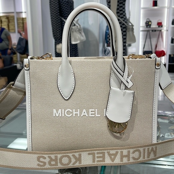 Michael Kors Mirella Small Shopper Top Zip Logo Crossbody XBODY
Optic White 
NWT - Picture 15 of 16